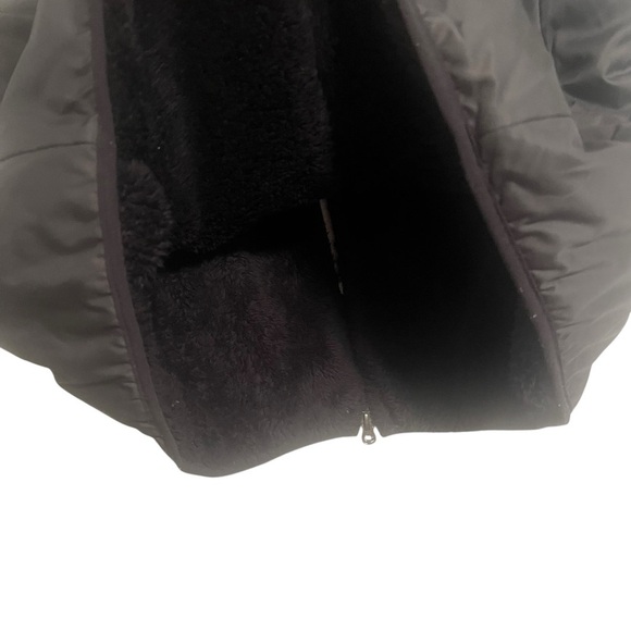 Nike Black Vest Reversible Faux Fur XL - Picture 6 of 13